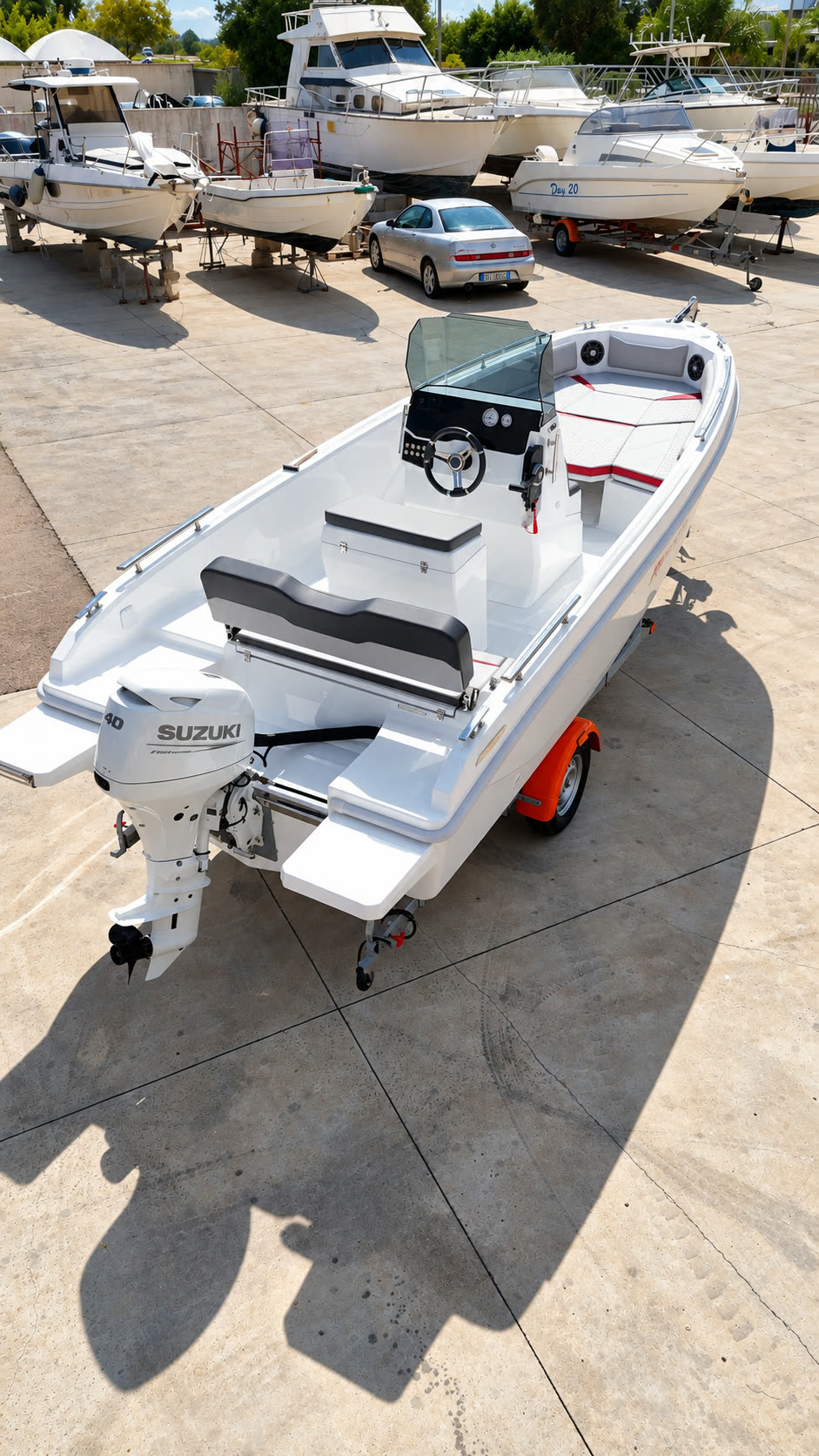 Dolphin Marine Raptor 20 — vista di poppa, sul carrello di alaggio